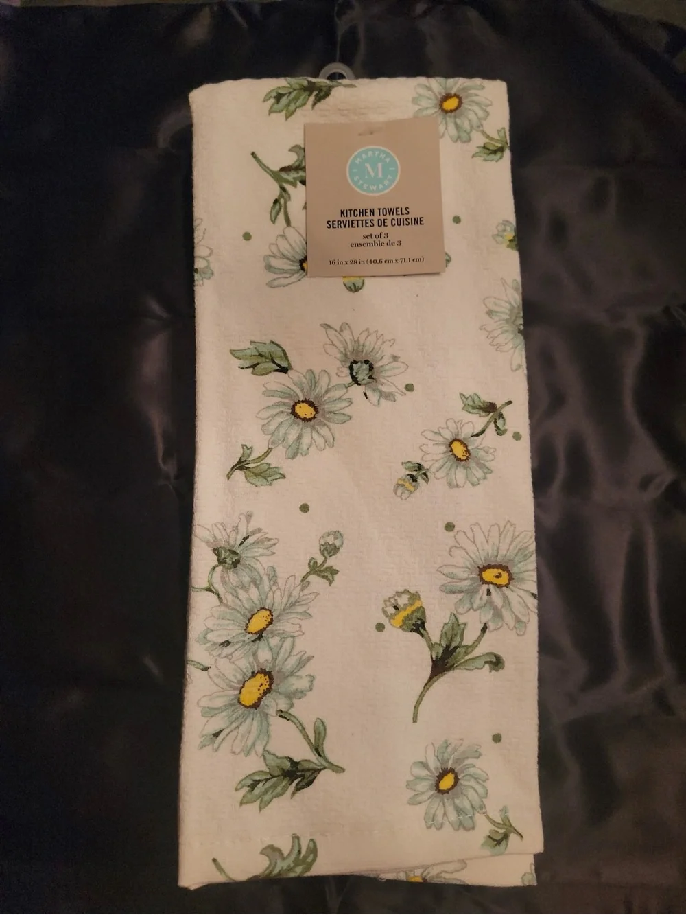 Martha Stewart White and Sage Kitchen Towel Set w/ Yellow and Green Daisy Print
